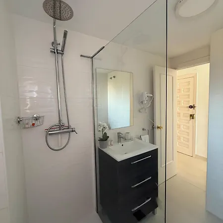 Minerva 518- Garden View Апартаменты *